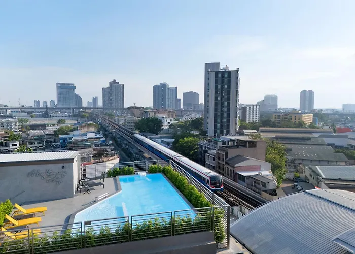 Lumen Udomsuk Station Hotel Bangkok