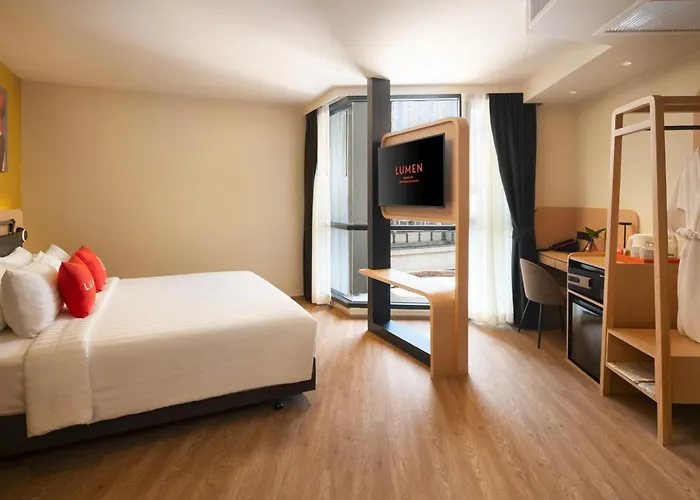 Lumen Udomsuk Station 4*