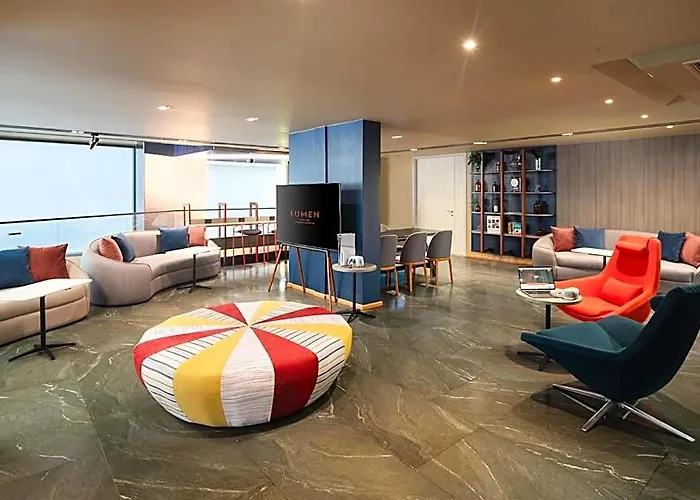 Hotel Lumen Udomsuk Station 4*