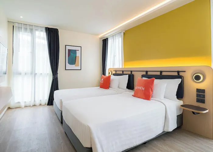 Lumen Udomsuk Station Hotel 4*